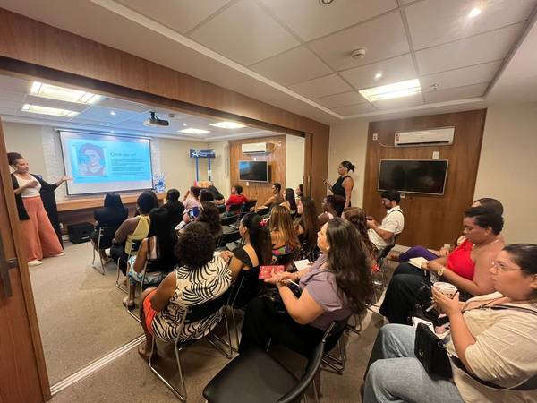 Palestra de capacitacao para empreendedoras